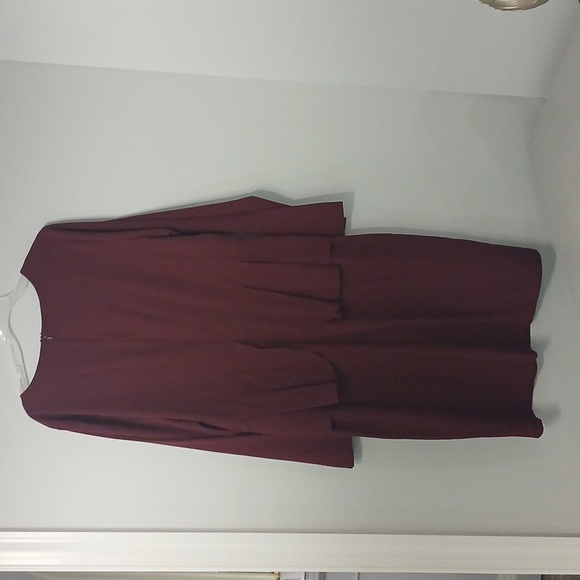 Elegant Burgundy Dress with Zipper Detail, from shein, new without tags size XL - Picture 5 of 5